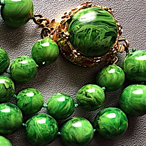 RARE - VTG 24” Malachite Double Strand Necklace - Picture 4 of 8